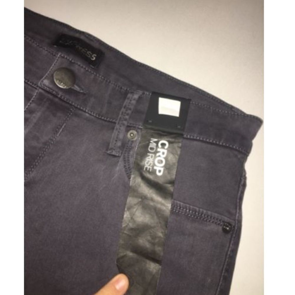 Express Jeans Crop Size 6 Mid Rise NWT - Picture 4 of 7